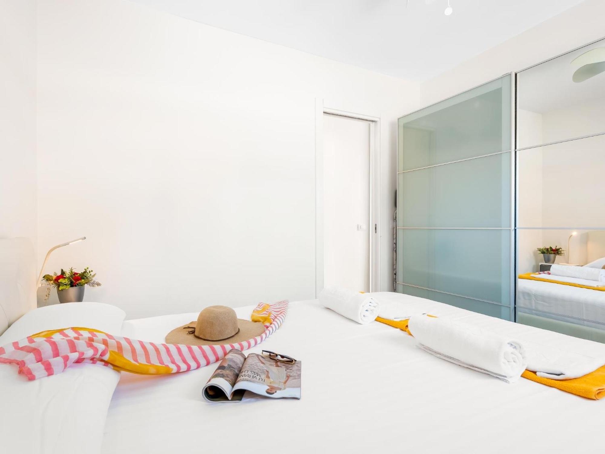 אדחה 97 Hermosa Marina Primavera Con Terraza Y Piscina מראה חיצוני תמונה